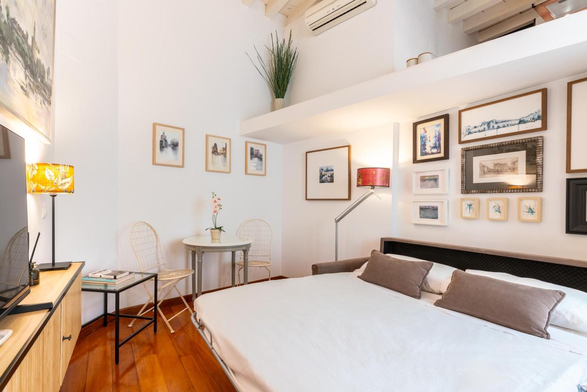 Apartamentos Rg Goyeneta Севиля Екстериор снимка